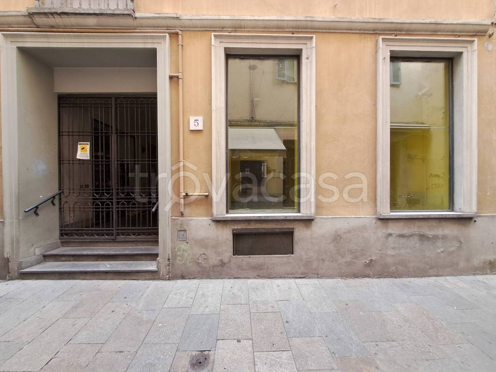 negozio in vendita a Parma in zona Centro Storico