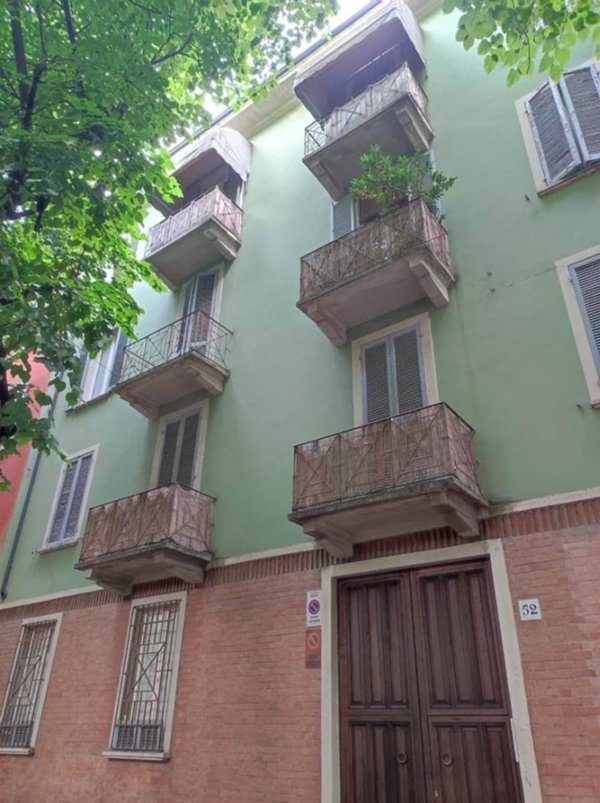 appartamento in vendita a Parma in zona Oltretorrente