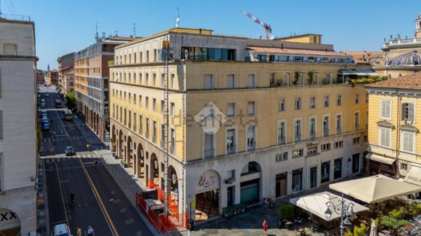appartamento in vendita a Parma in zona Centro Storico