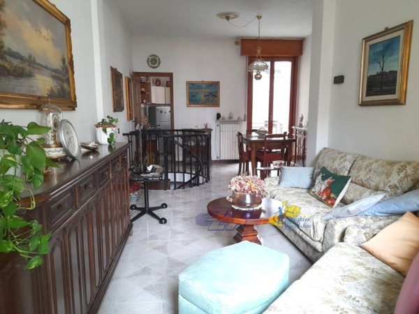appartamento in vendita a Parma in zona Centro Storico