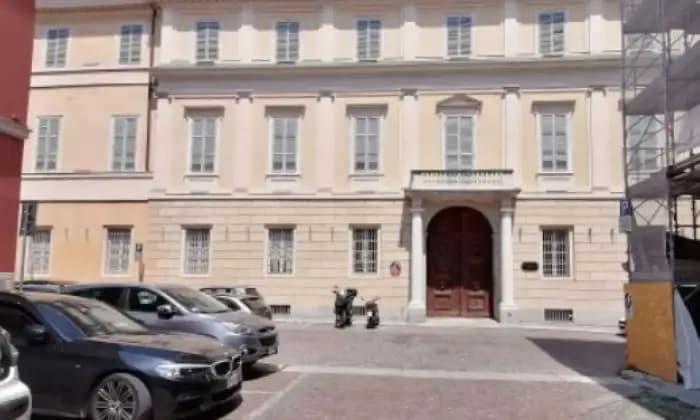 appartamento in vendita a Parma in zona Centro Storico