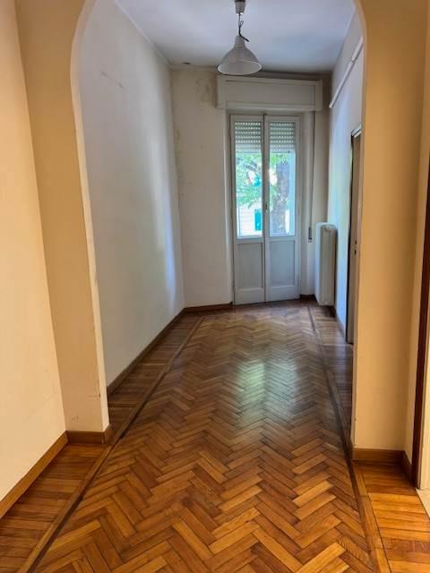 appartamento in vendita a Parma in zona Centro Storico