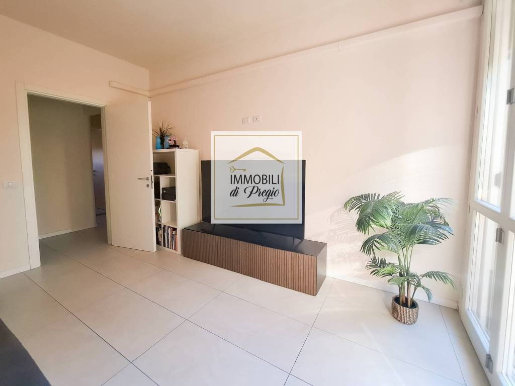 appartamento in vendita a Parma in zona Centro Storico