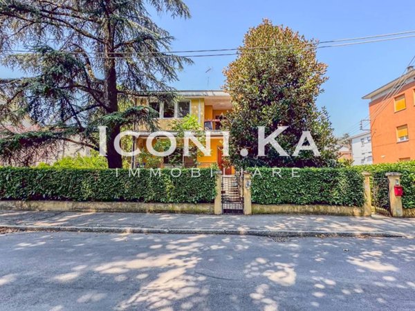 casa indipendente in vendita a Parma in zona San Lazzaro