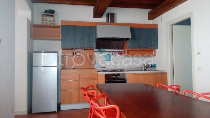 appartamento in vendita a Parma in zona Centro Storico