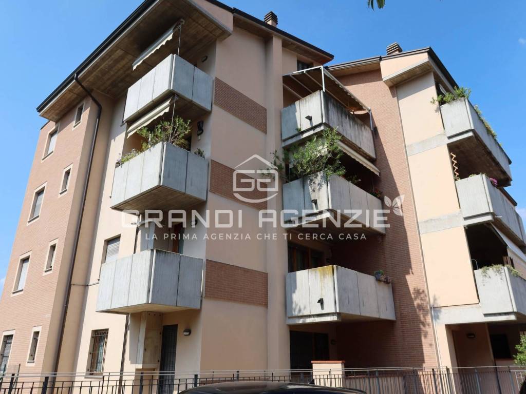 appartamento in vendita a Parma in zona San Lazzaro