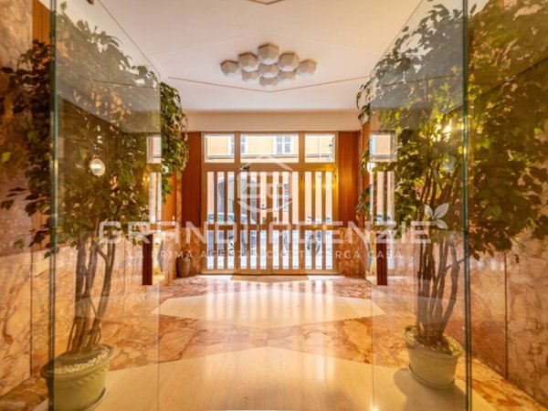 appartamento in vendita a Parma in zona Centro Storico