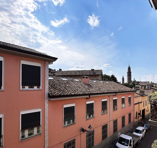 appartamento in vendita a Parma in zona Centro Storico