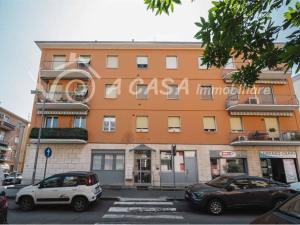 appartamento in vendita a Parma in zona Centro Storico