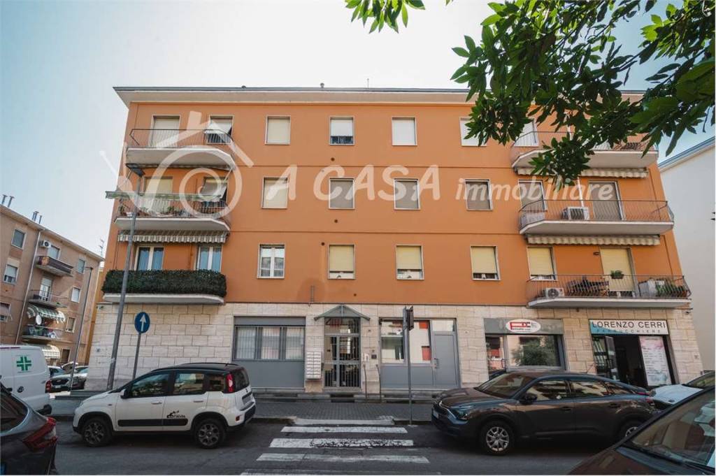 appartamento in vendita a Parma in zona Centro Storico