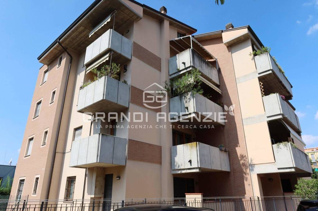 appartamento in vendita a Parma in zona San Lazzaro