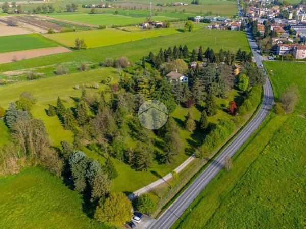 casa indipendente in vendita a Parma in zona Pilastrello