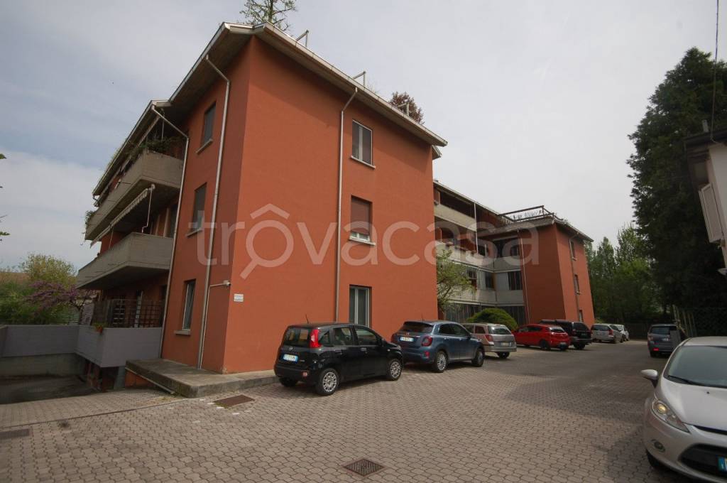 appartamento in vendita a Parma in zona San Lazzaro
