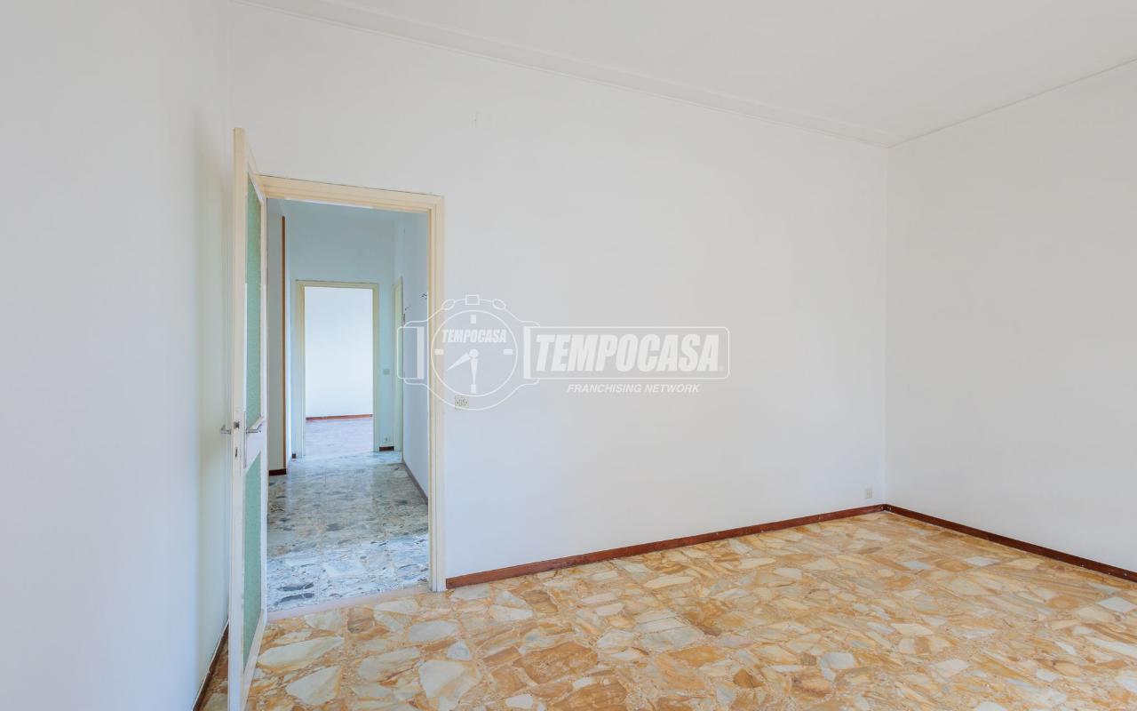 appartamento in vendita a Parma in zona Crocetta