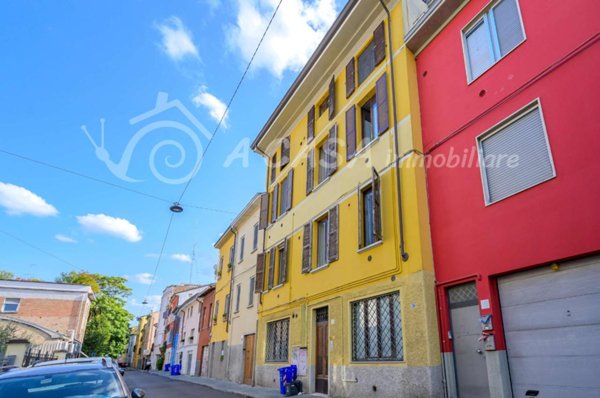 appartamento in vendita a Parma in zona Centro Storico
