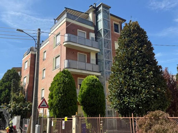 appartamento in vendita a Parma in zona San Leonardo