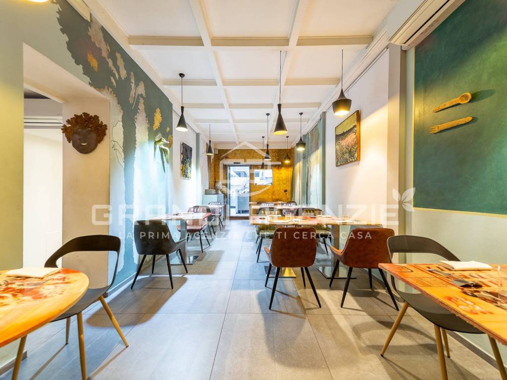 negozio in vendita a Parma in zona Oltretorrente