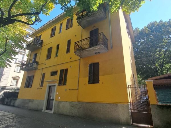 appartamento in vendita a Parma in zona Centro Storico