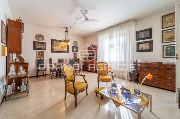 appartamento in vendita a Parma in zona Cittadella