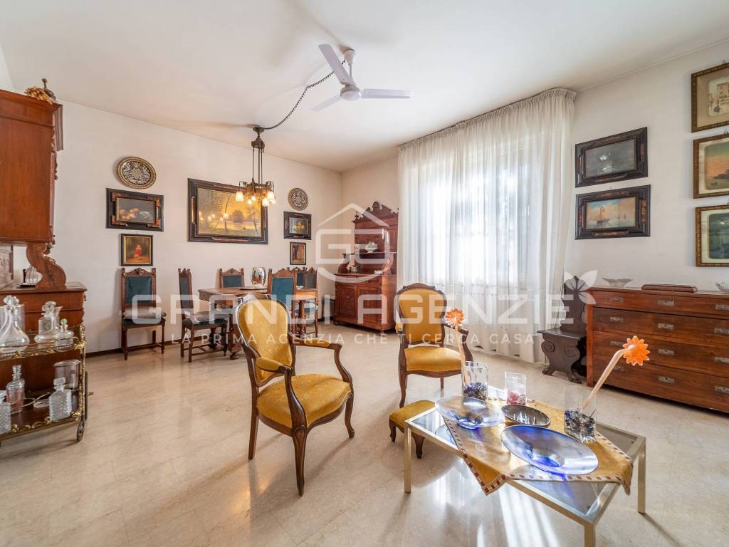 appartamento in vendita a Parma in zona San Lazzaro