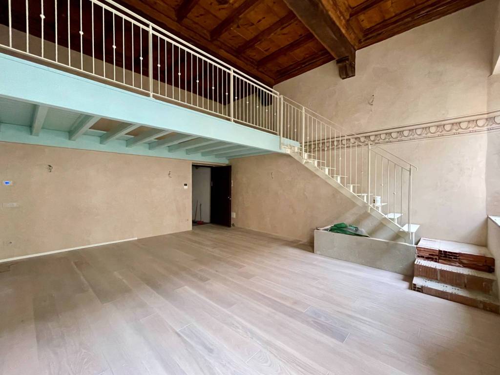appartamento in vendita a Parma in zona Centro Storico
