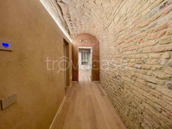 appartamento in vendita a Parma in zona Centro Storico