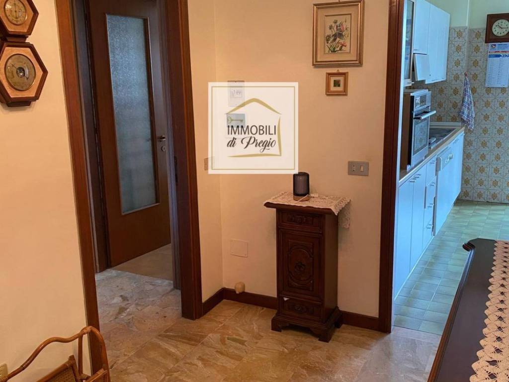 appartamento in vendita a Parma in zona Montanara