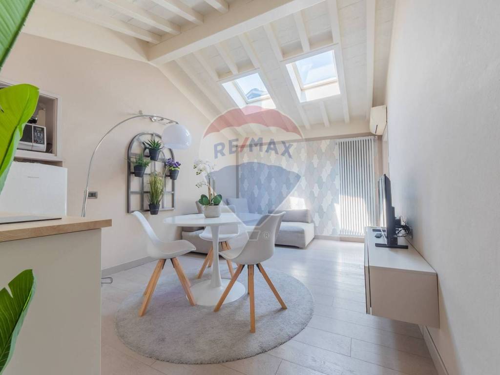 appartamento in vendita a Parma in zona Centro Storico