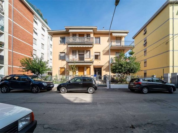 appartamento in vendita a Parma in zona Cittadella