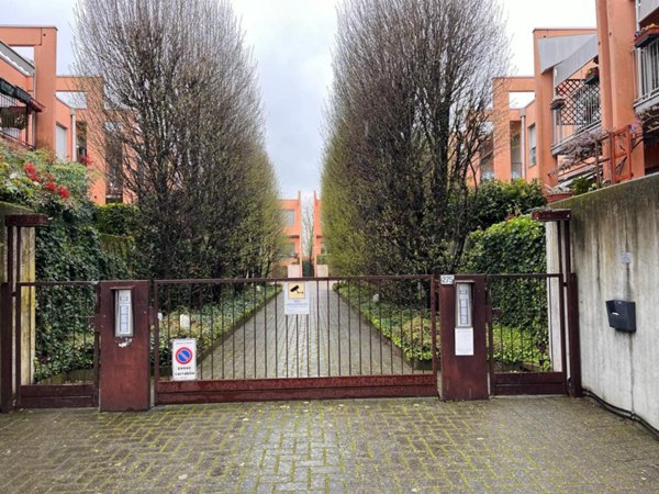 appartamento in vendita a Parma in zona Vigatto