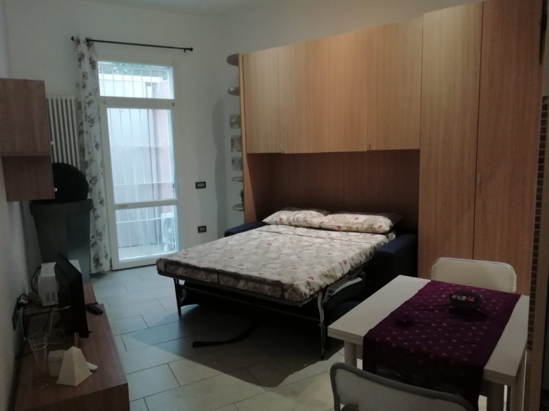 appartamento in vendita a Parma in zona Crocetta