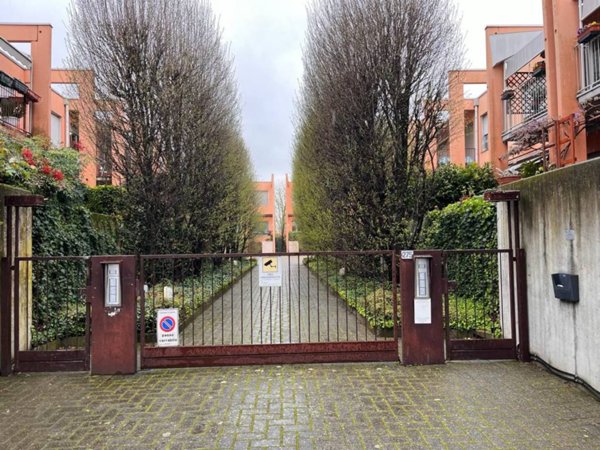 appartamento in vendita a Parma in zona Gaione