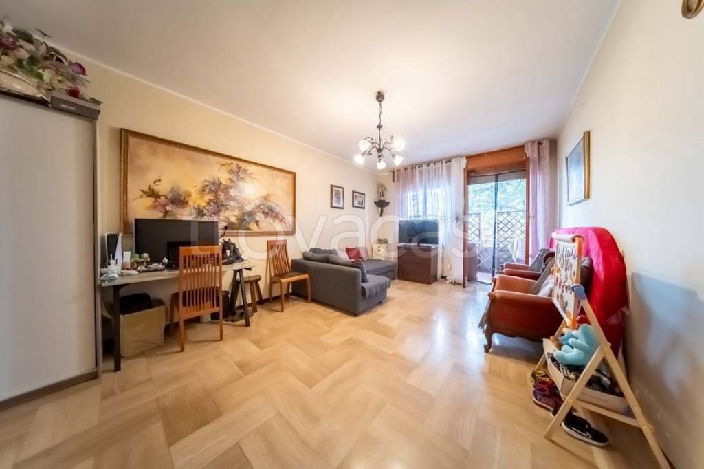 appartamento in vendita a Parma in zona Pablo