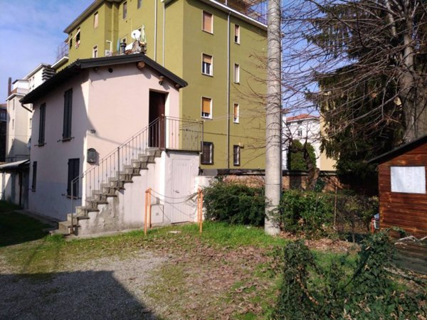 casa indipendente in vendita a Parma
