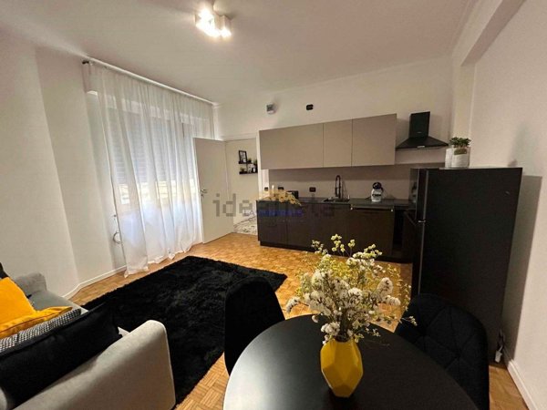 appartamento in vendita a Parma in zona Centro Storico