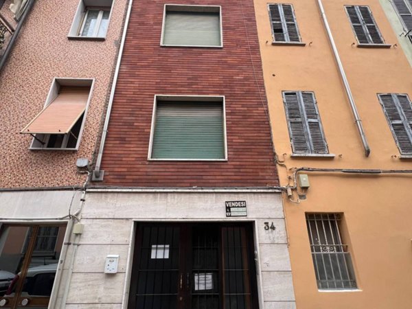 appartamento in vendita a Parma in zona Centro Storico