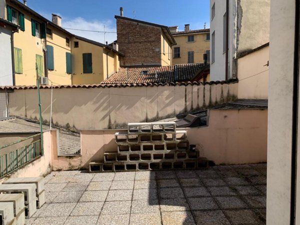 appartamento in vendita a Parma in zona Centro Storico