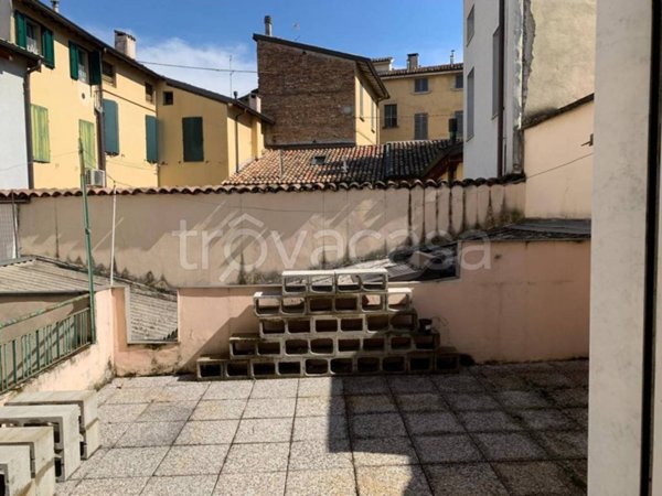 appartamento in vendita a Parma in zona Centro Storico