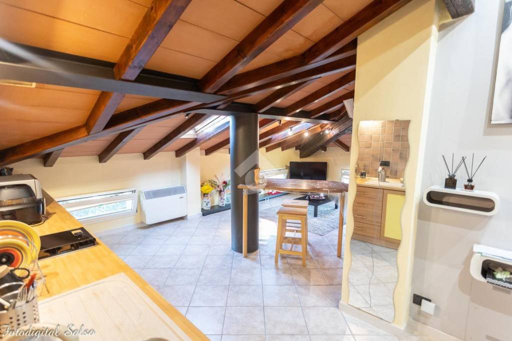 appartamento in vendita a Parma in zona Cittadella