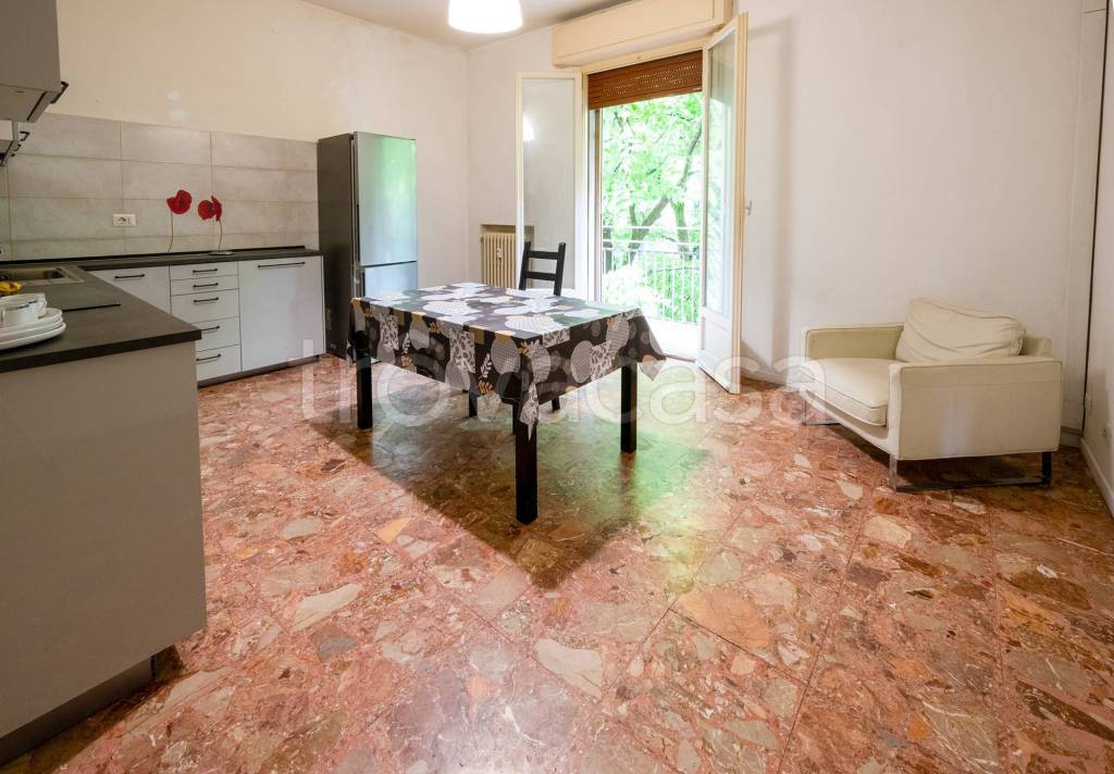 appartamento in vendita a Parma in zona Centro Storico