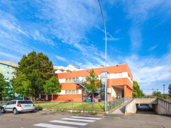 negozio in vendita a Parma in zona Gaione