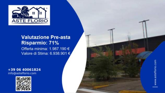 locale commerciale in vendita a Parma