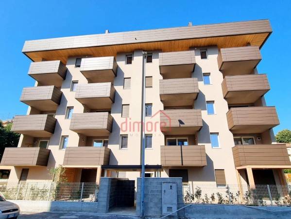 appartamento in vendita a Parma in zona Pablo