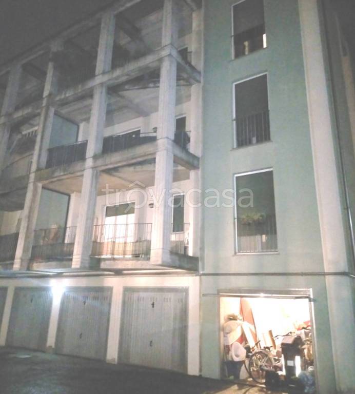 appartamento in vendita a Parma in zona Corcagnano