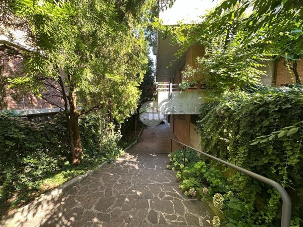 appartamento in vendita a Parma in zona Cittadella