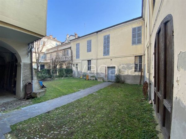 casa indipendente in vendita a Parma in zona Centro Storico