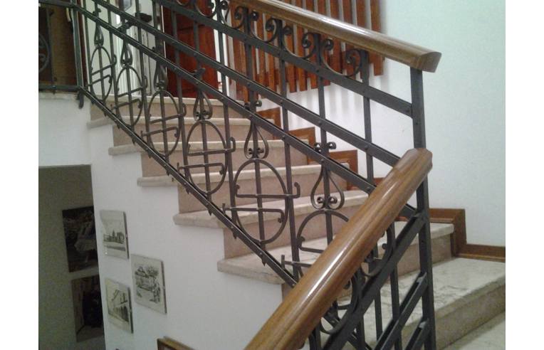 casa indipendente in vendita a Parma in zona Vicofertile