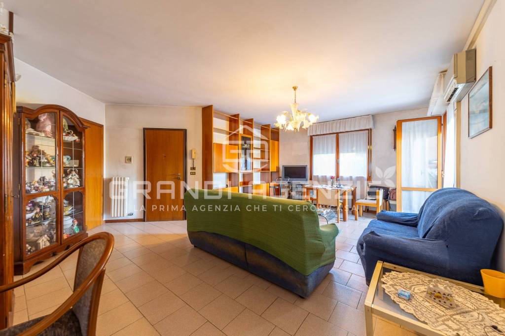 appartamento in vendita a Parma in zona Pablo