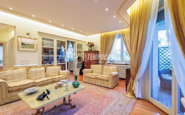 appartamento in vendita a Parma in zona Cittadella