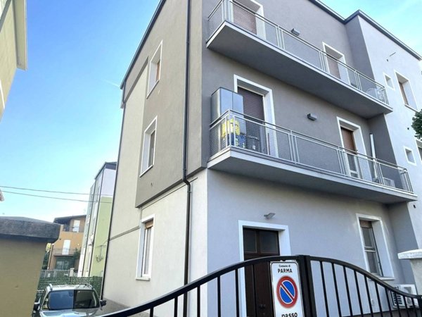 appartamento in vendita a Parma in zona Montanara